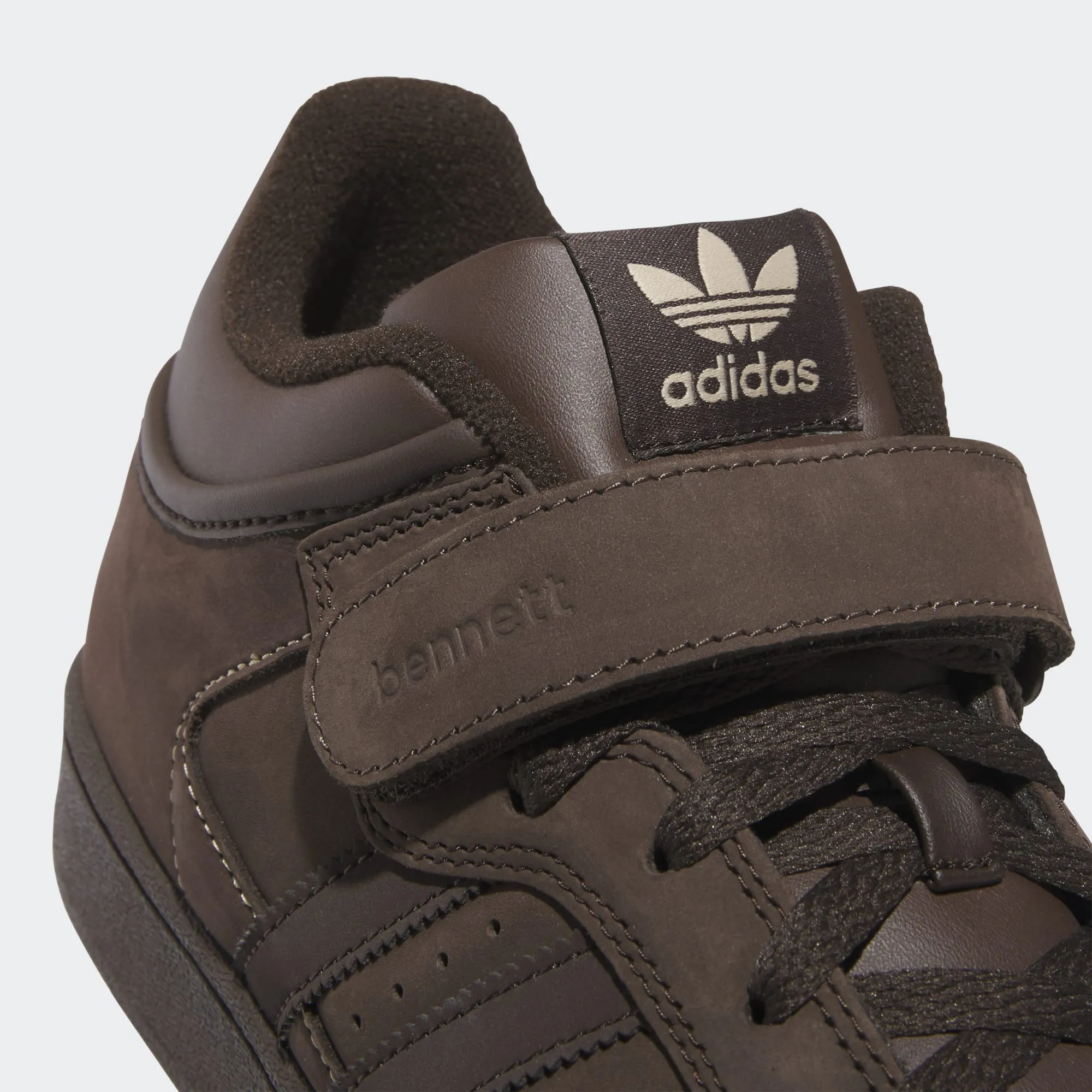 Adidas Skateboarding - Pro Shell X Niels Brown Wonder/Brown Wonder/Magic Beige