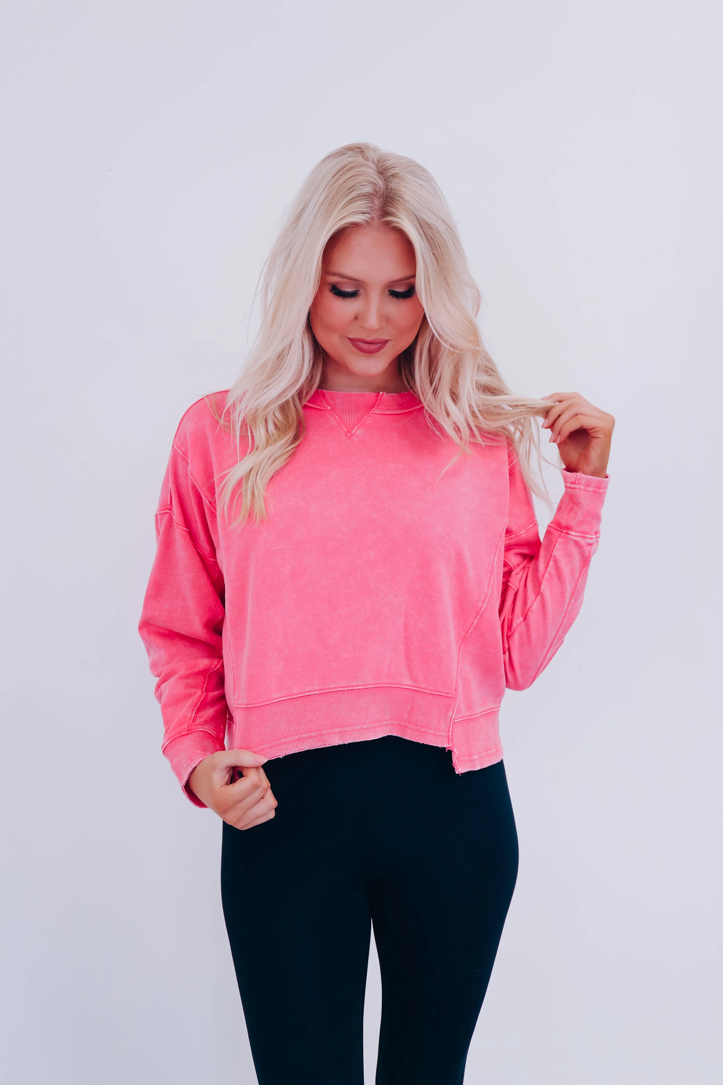 Amanda Acid Washed Cropped Sweatshirt - Pink
