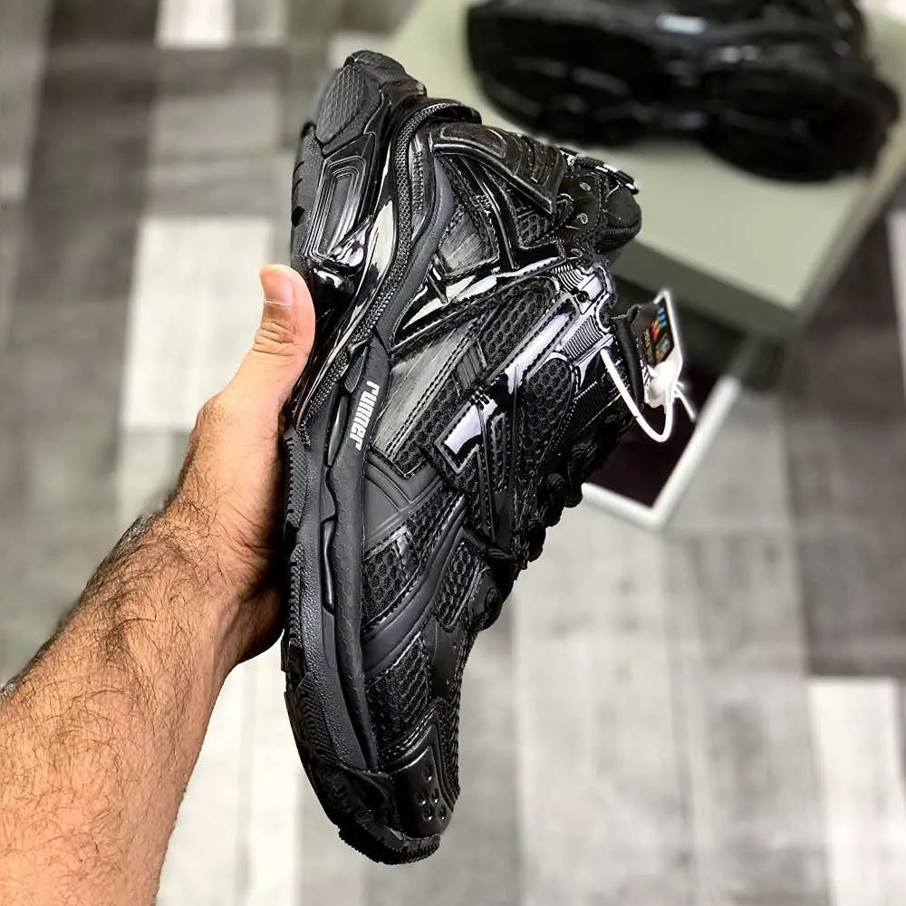Ballenciiaga Runner (Triiple Black)Top Premium Batch