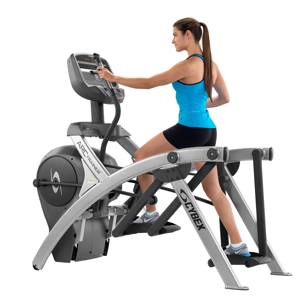 Cybex 525AT Total Body Arc Trainer - Outlet