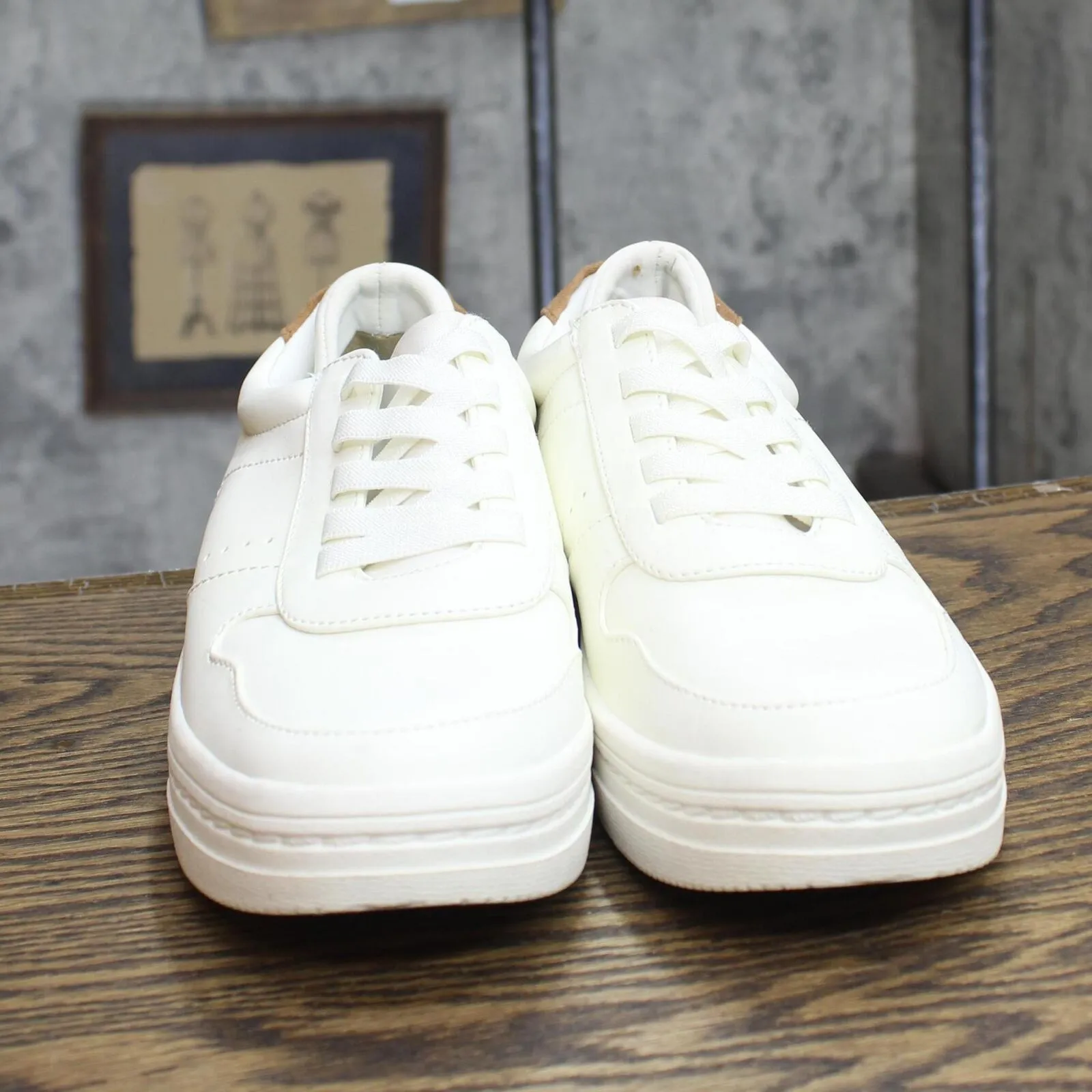 Dr. Scholl's Essential Womens Platform Sneakers H4978F1-102 White Tan 8.5M