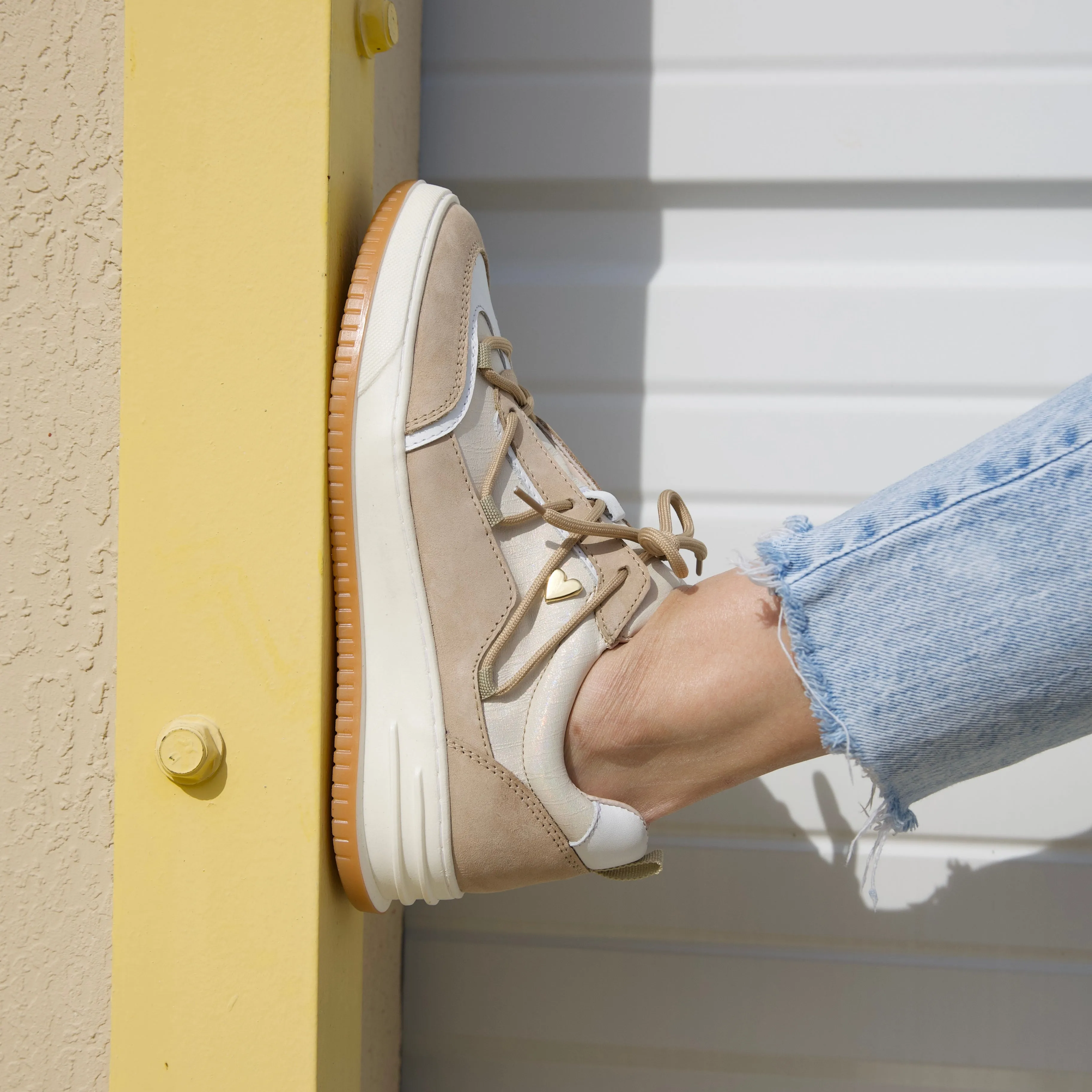 Joelle Sneakers - Beige