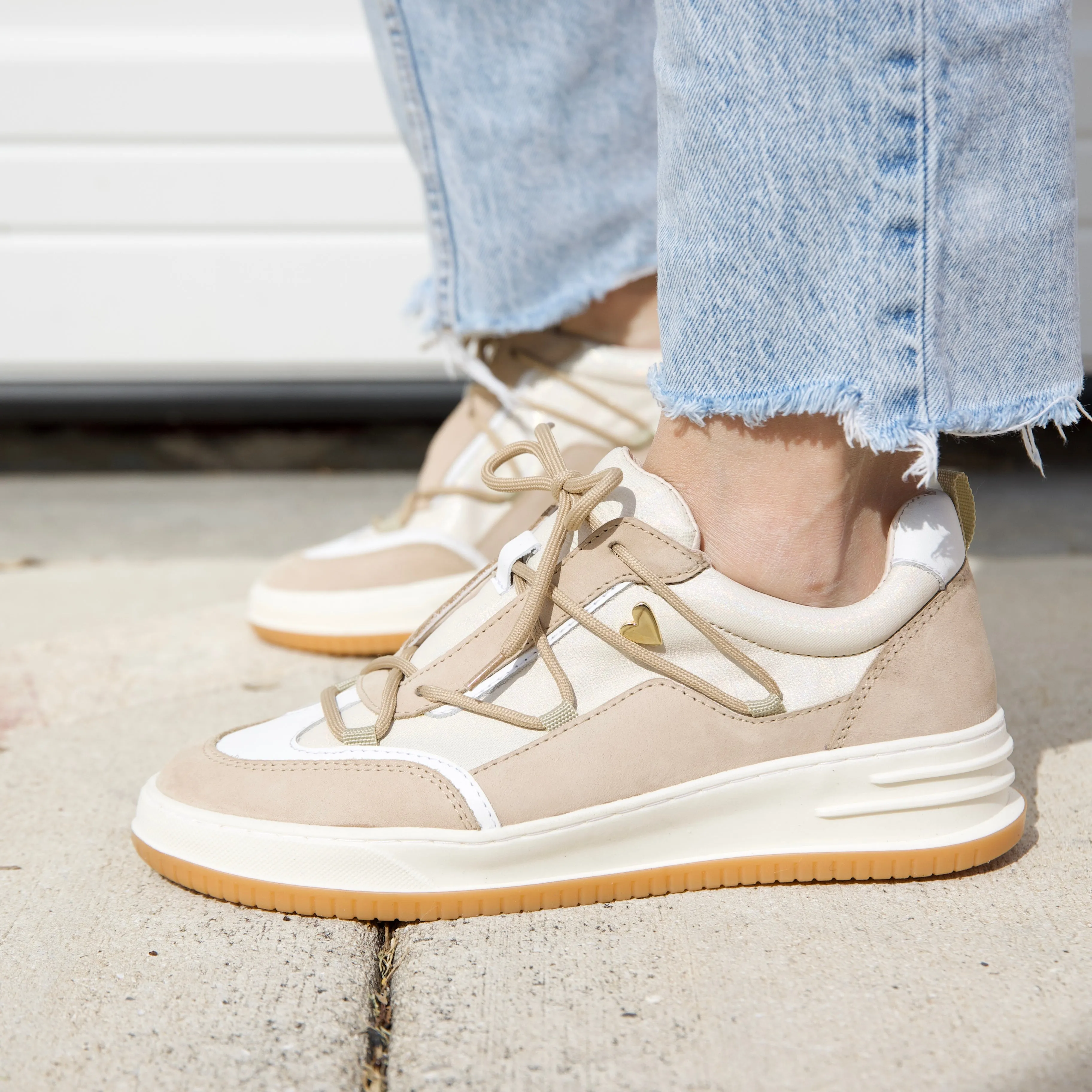 Joelle Sneakers - Beige