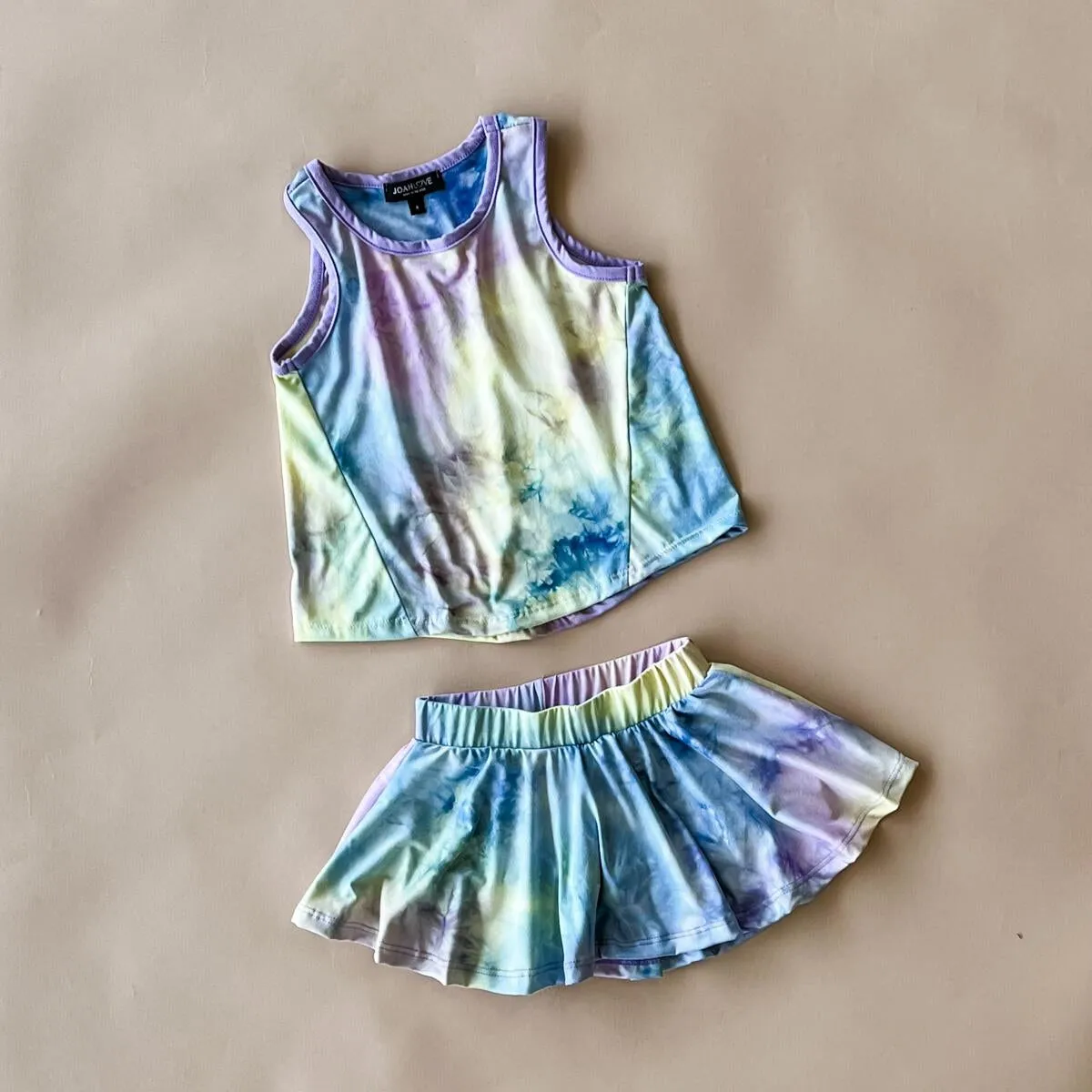 lyric skort in unicorn