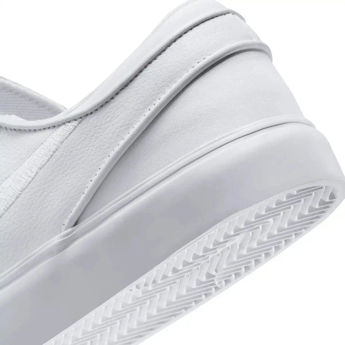 Nike SB Zoom Janoski OG  ISO in White/White-White-White