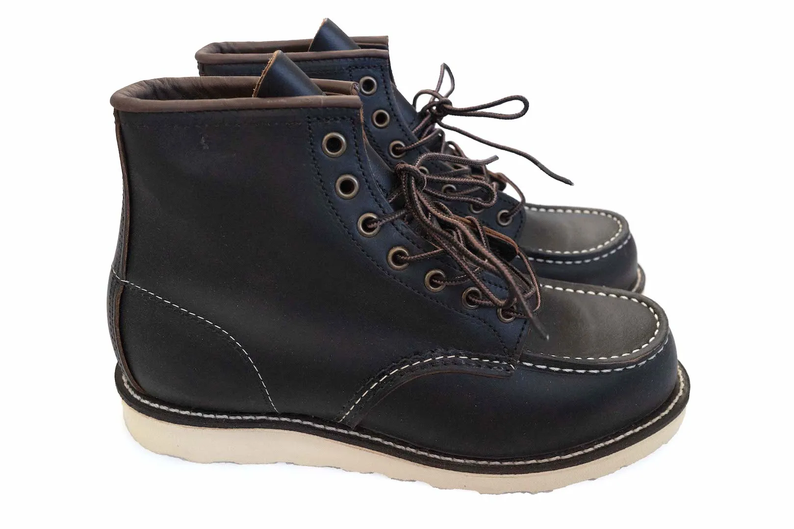Red Wing "Moc Toe" 8849 Boots