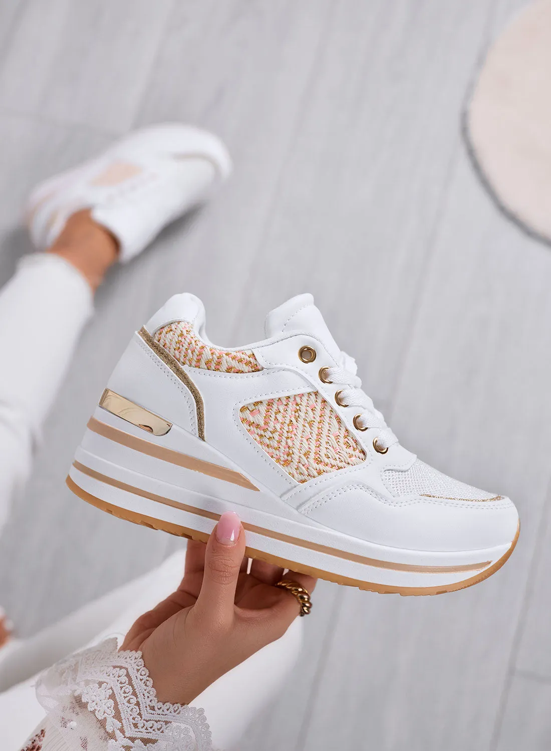 SELLY - White Sneakers with Wedge and Embroidered Details
