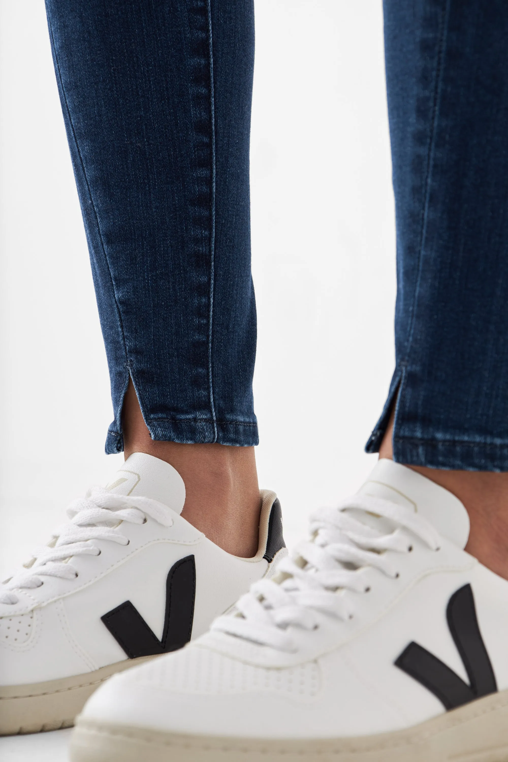 Sun Up Skinny Powerstretch Jeans Dark