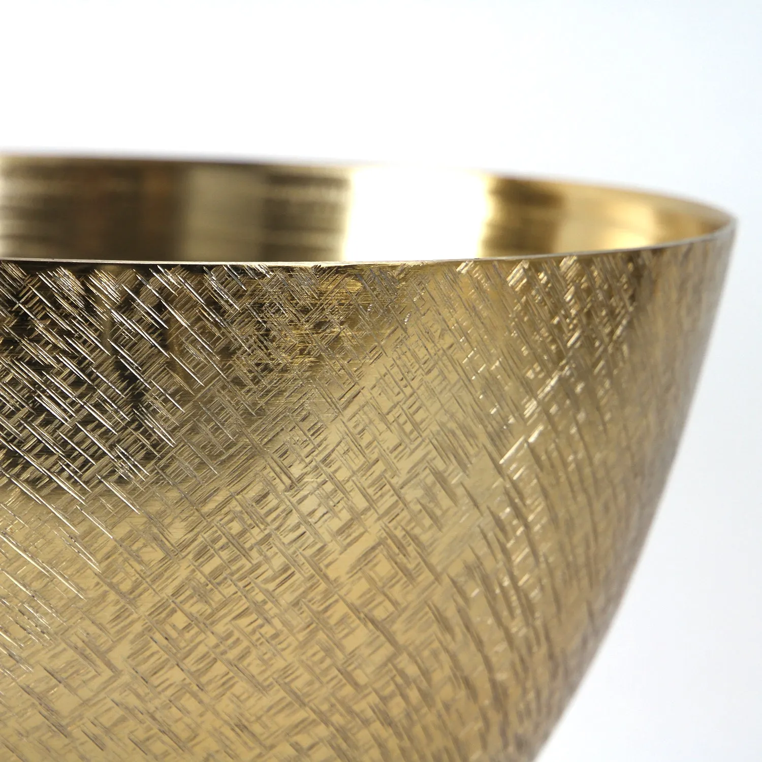 Two-toned Cross Aluminum Metal Bowl