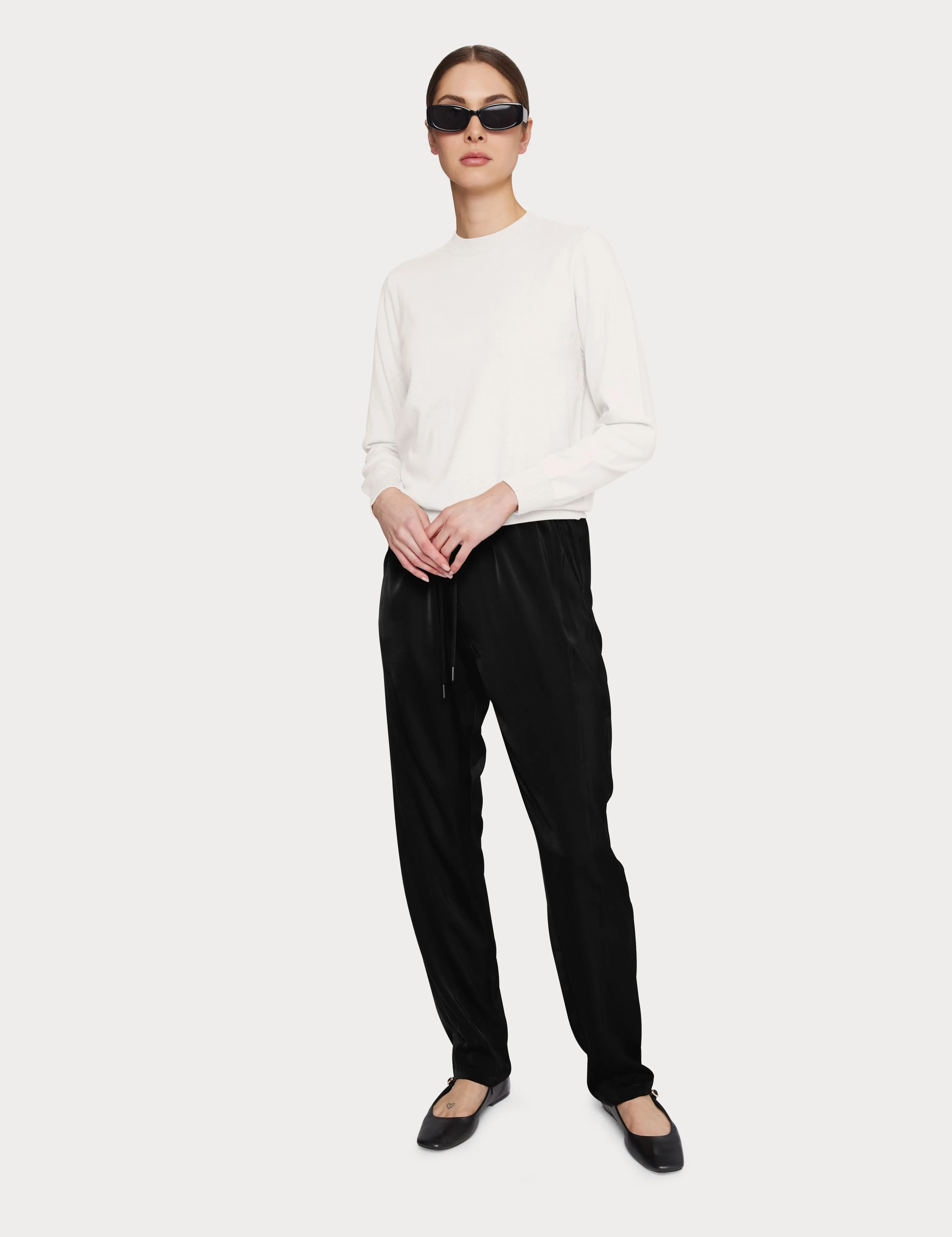 Vera Satin Jogger Black