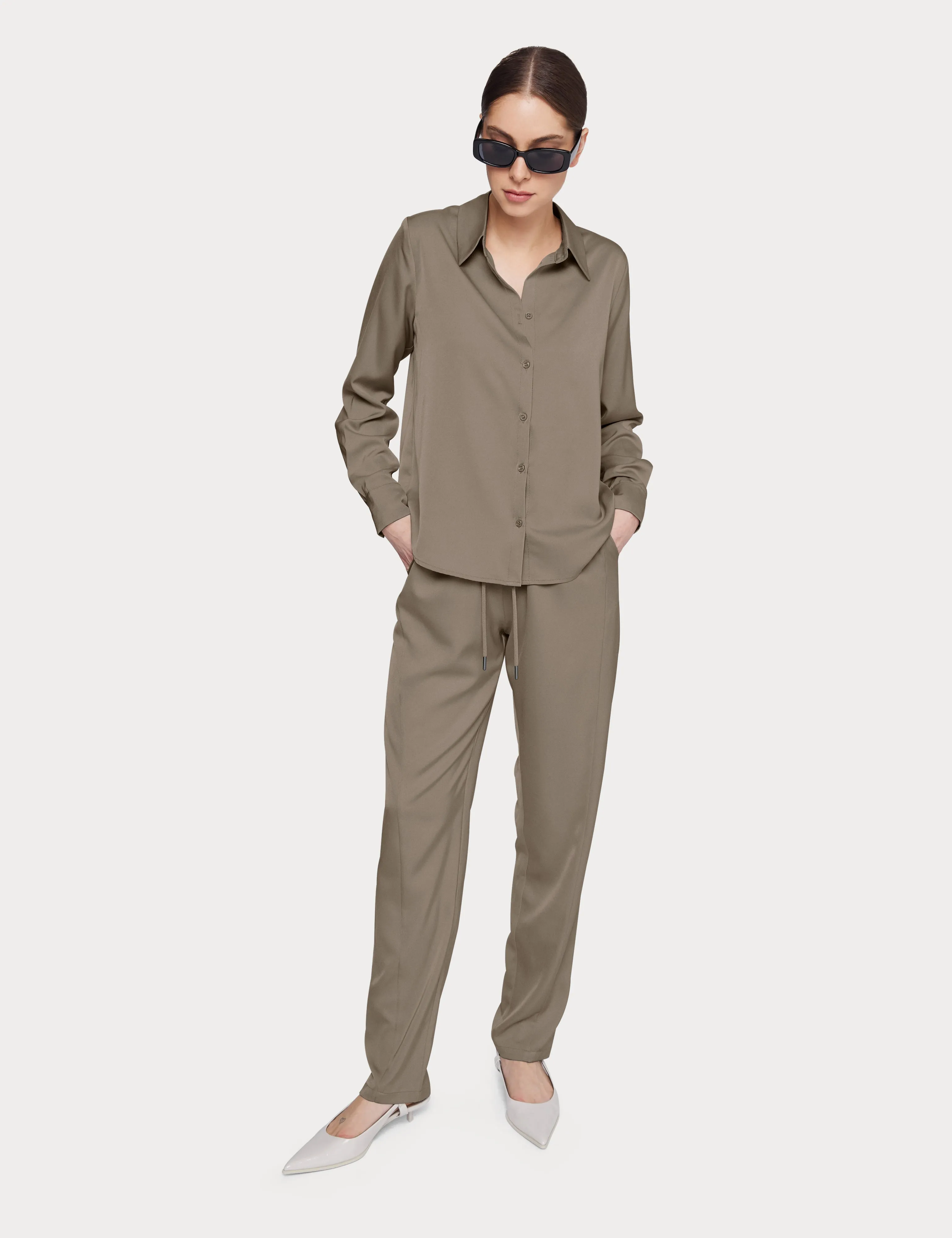 Vera Satin Jogger Olive
