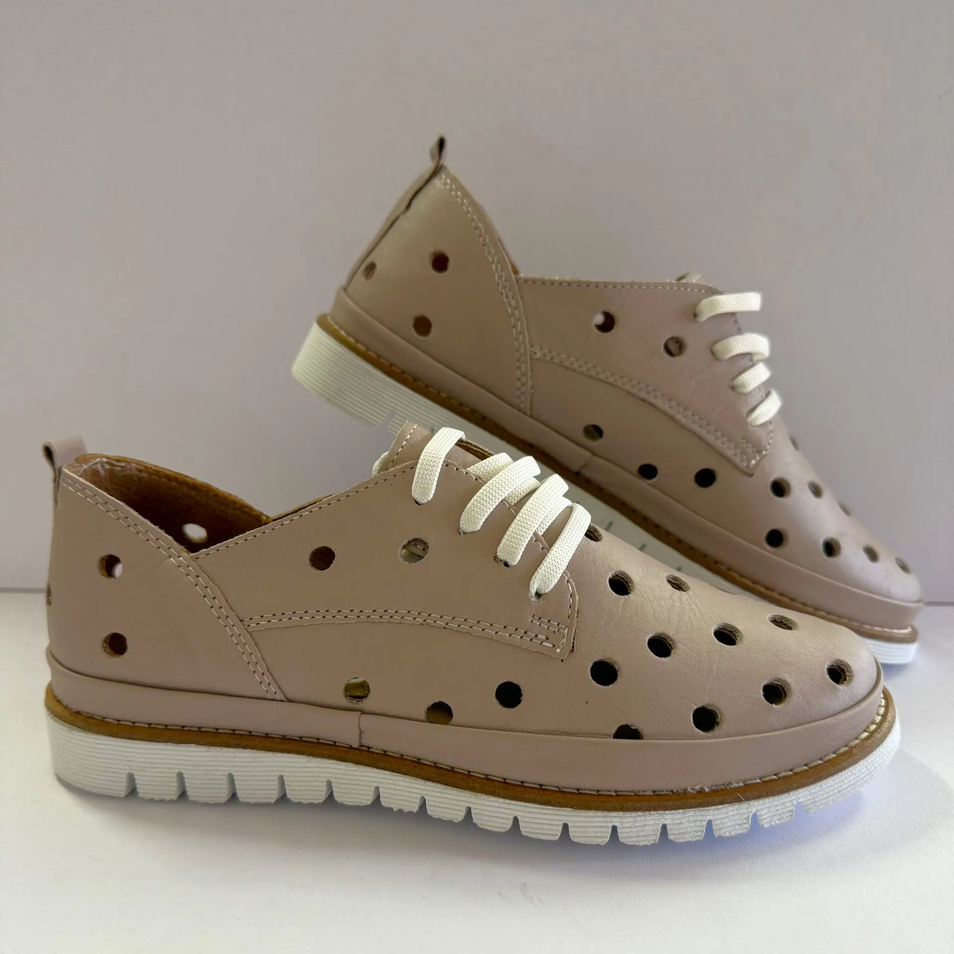 Via Nova Caesar Navy Leather Sneakers