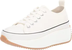 Winner Sneakers in White Fabric