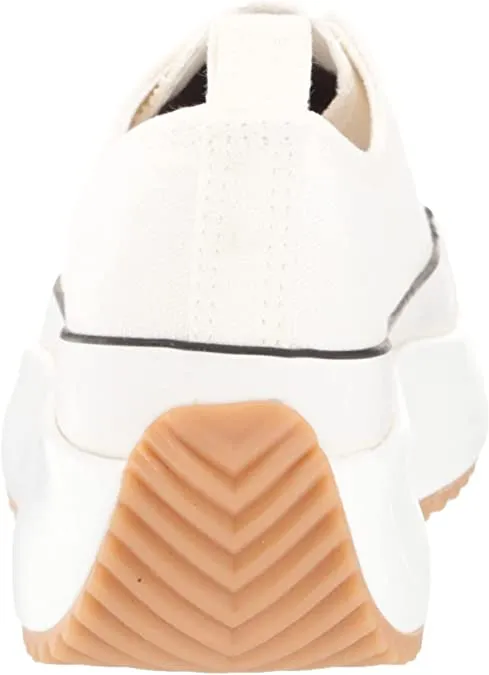 Winner Sneakers in White Fabric
