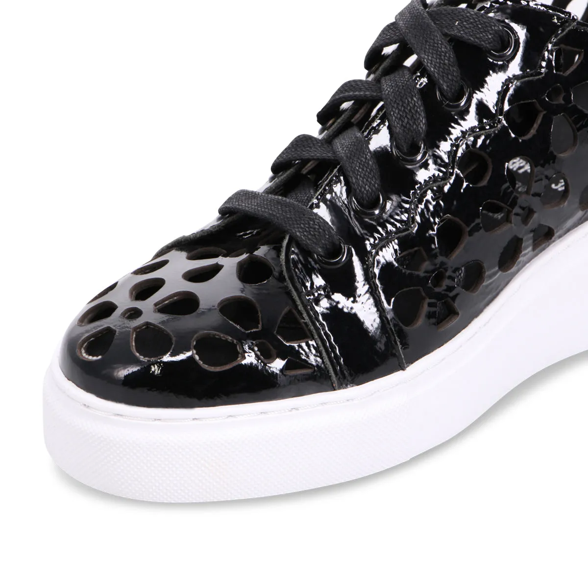 Yarry Platform Sneaker